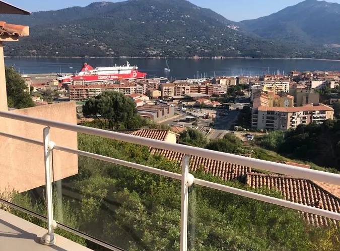 Punta Di Prunetu 度假居 *