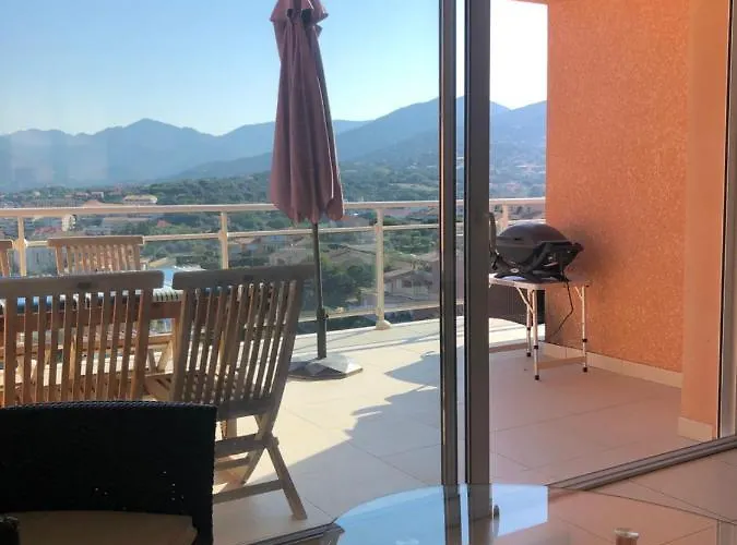 Punta Di Prunetu 度假居